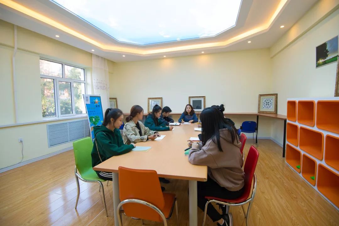 走进龙外 | 黑龙江外国语学院学生心理成长指导中心 点亮心灯，赋能成长